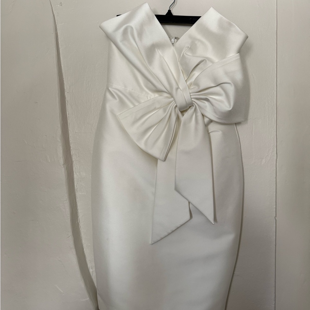 Badgley Mischka Ivory Satin Bow Dress
